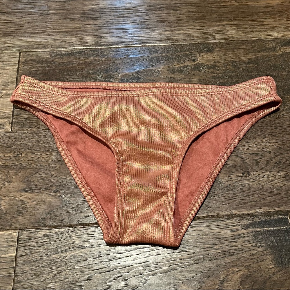 NWOT Xhilaration Bronze Metallic Ribbed Cheeky Bikini Bottoms Size Small